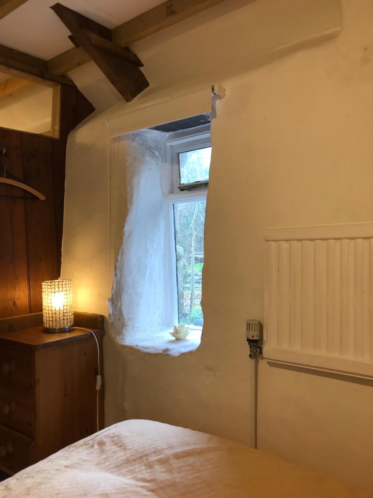 Tiny Cosy Snug Apartment Manorowen Luaran gambar