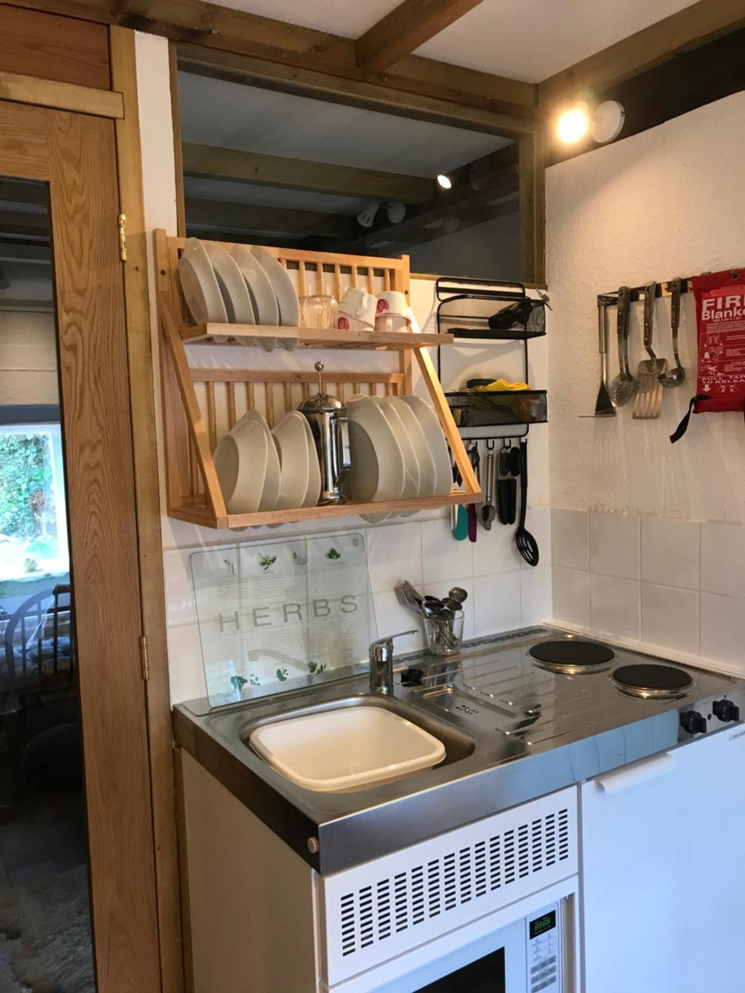 Tiny Cosy Snug Apartment Manorowen Luaran gambar